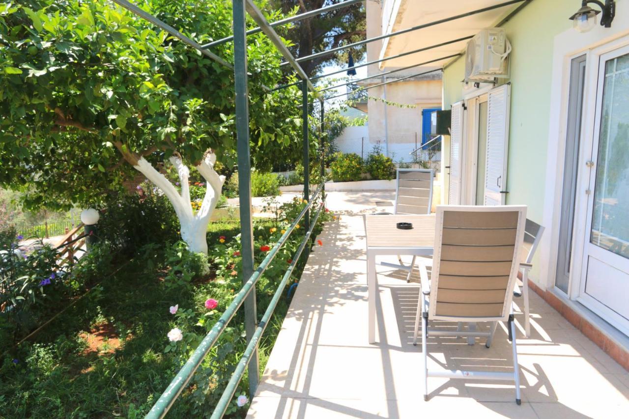 Ifigenias Apartment Agios Petros  Экстерьер фото